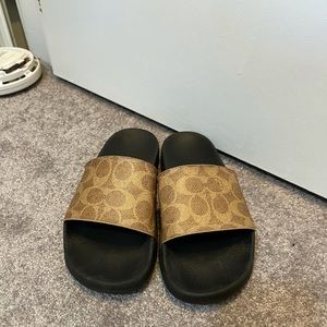 Coach slides size 7